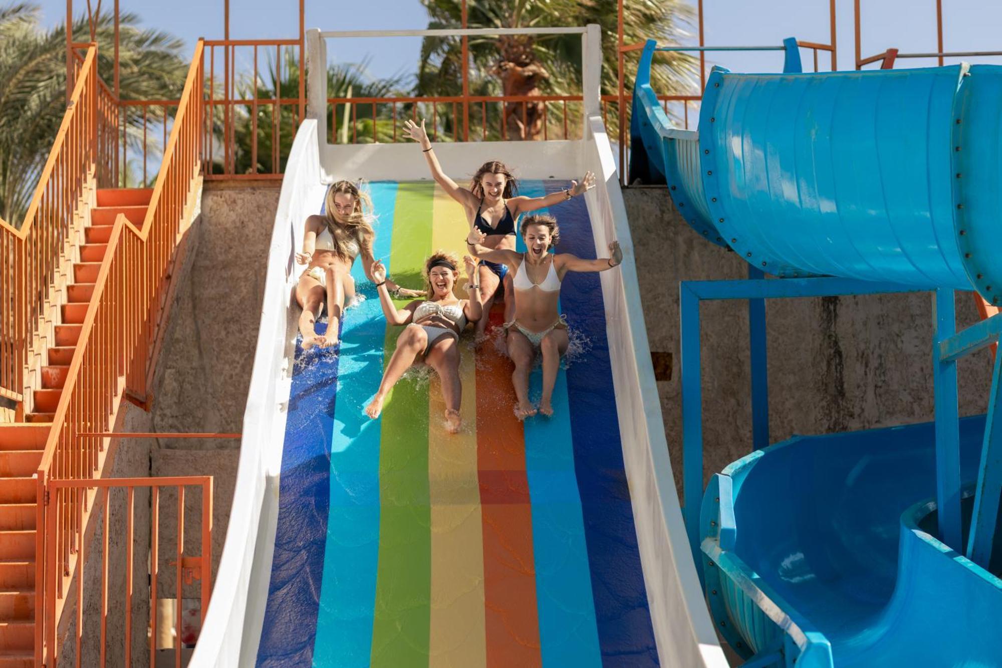 Empire Aqua Park Resort 3*
