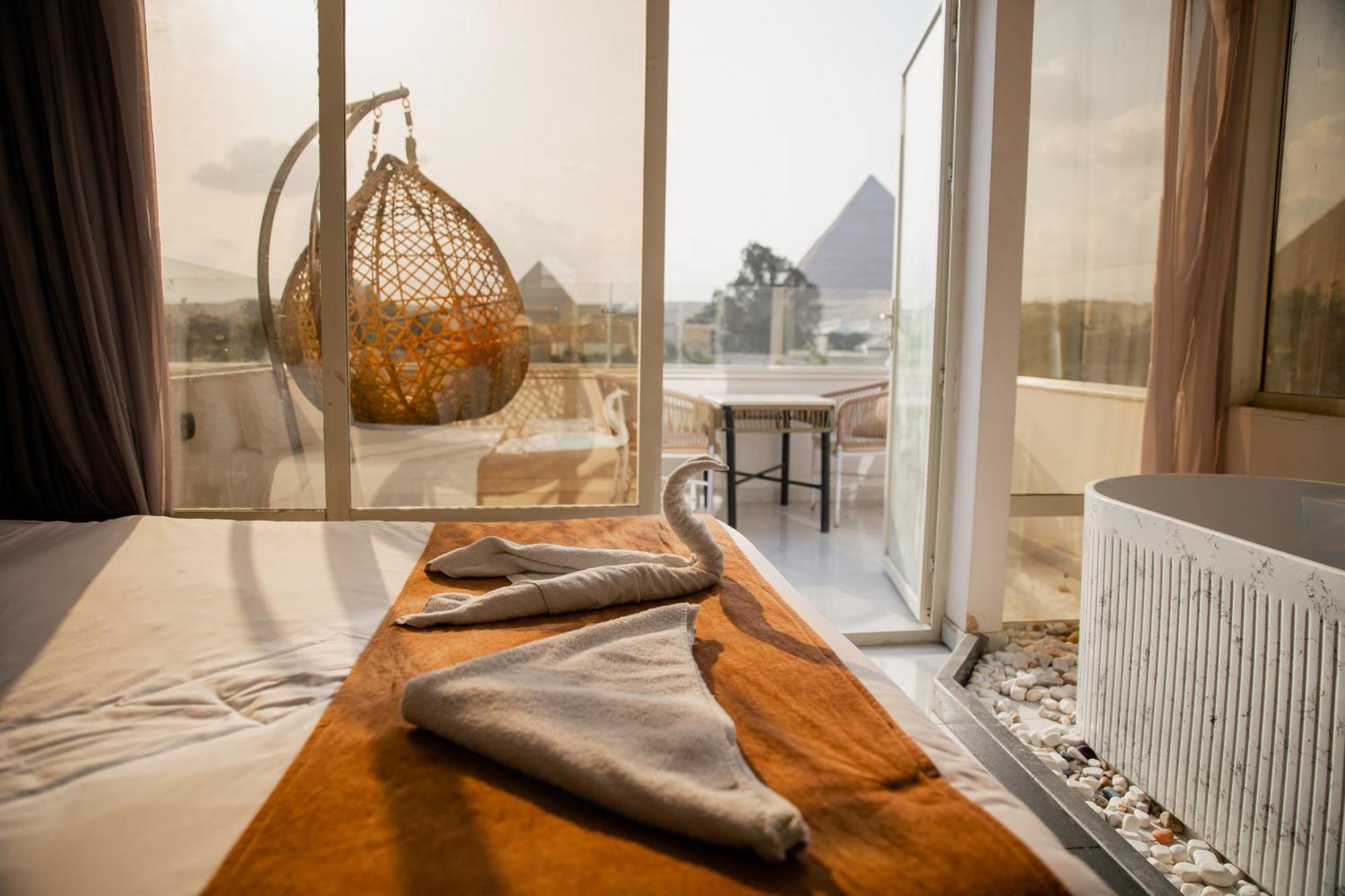 Pyramids Shadow Hotel Cairo