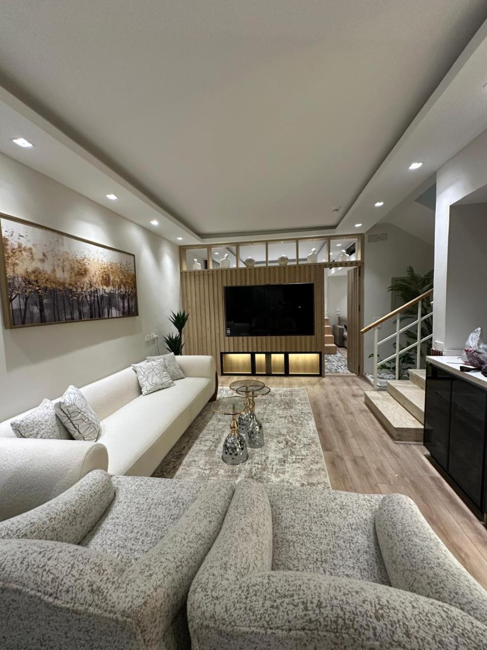 Daire Luxury Duplex, Front Indoor Jacuzzi, Sheikh