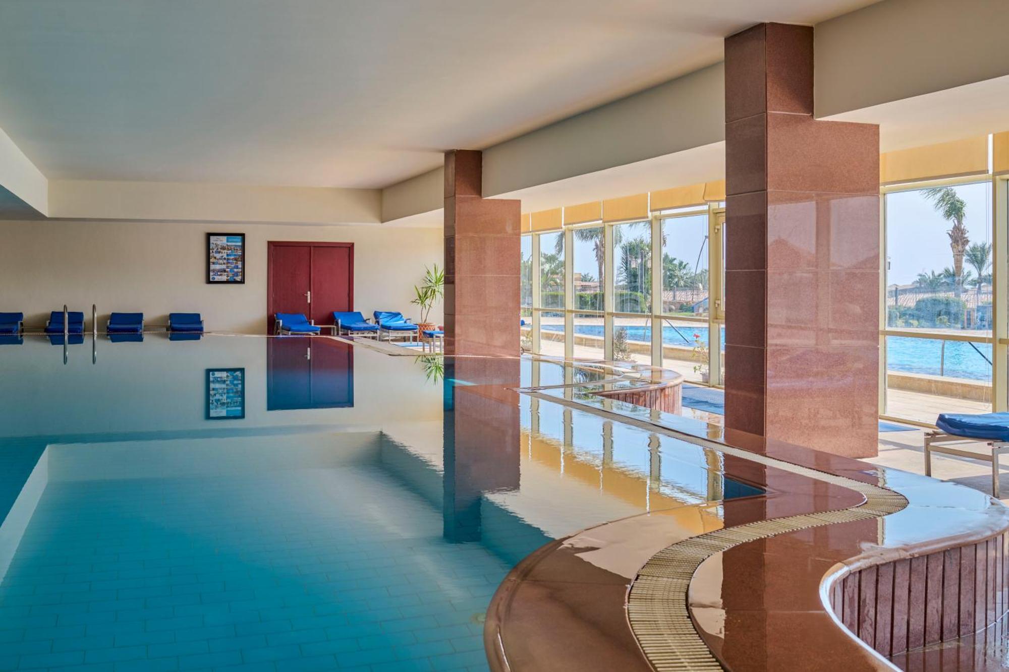 Coral Sea And Aqua Park Complex 4*
