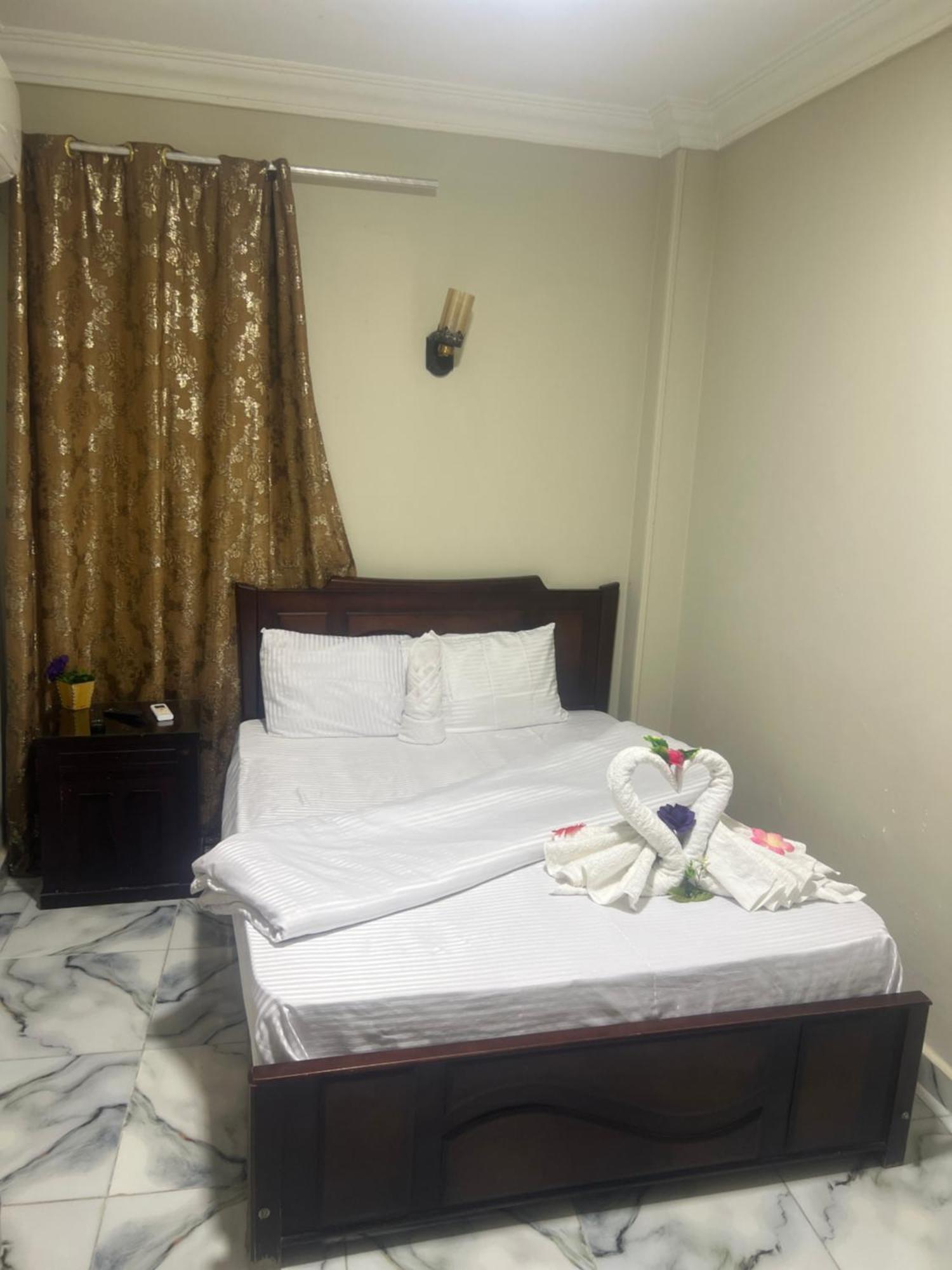 Hotel Sphinx And Pyramids Cairo