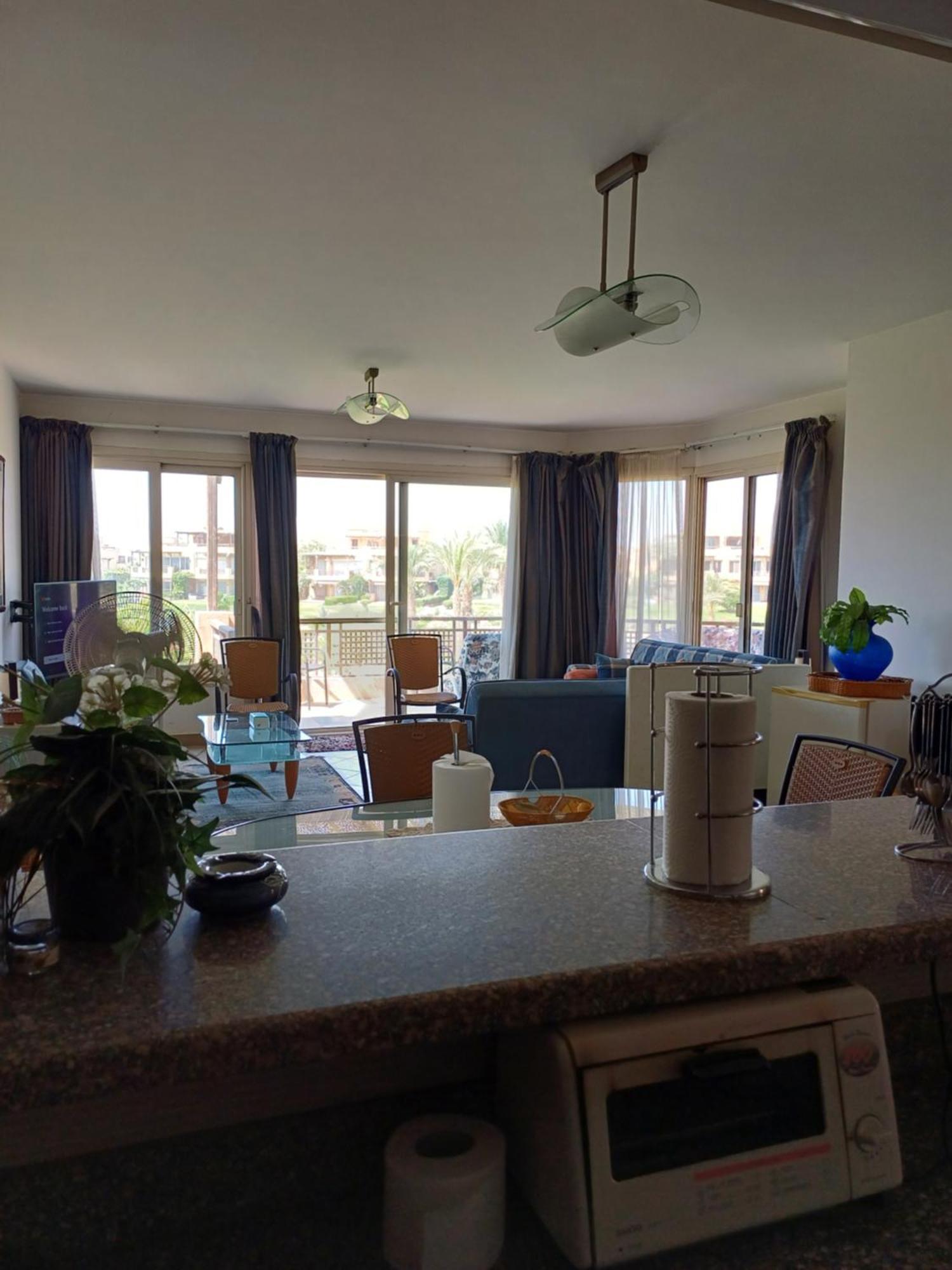 3 Bedroom Sunset Haven By The Sea *