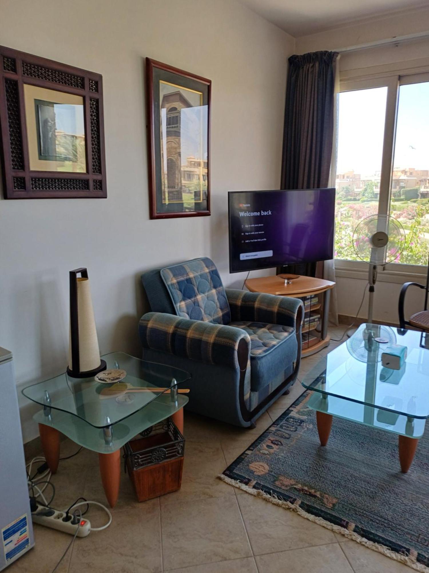 Apartment 3 Bedroom Sunset Haven By The Sea