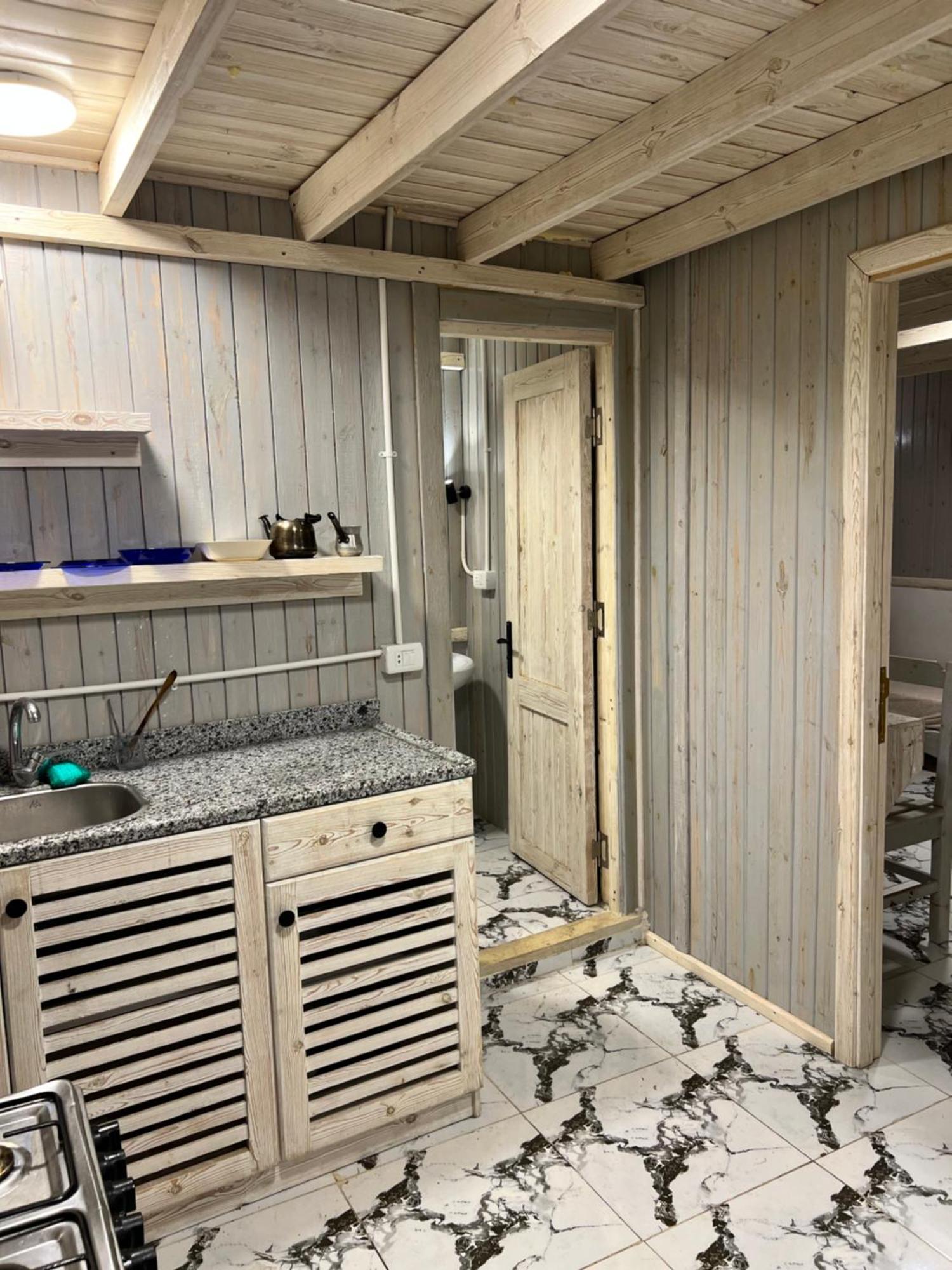 Roof Fully Equipped With Private Yard Dahab