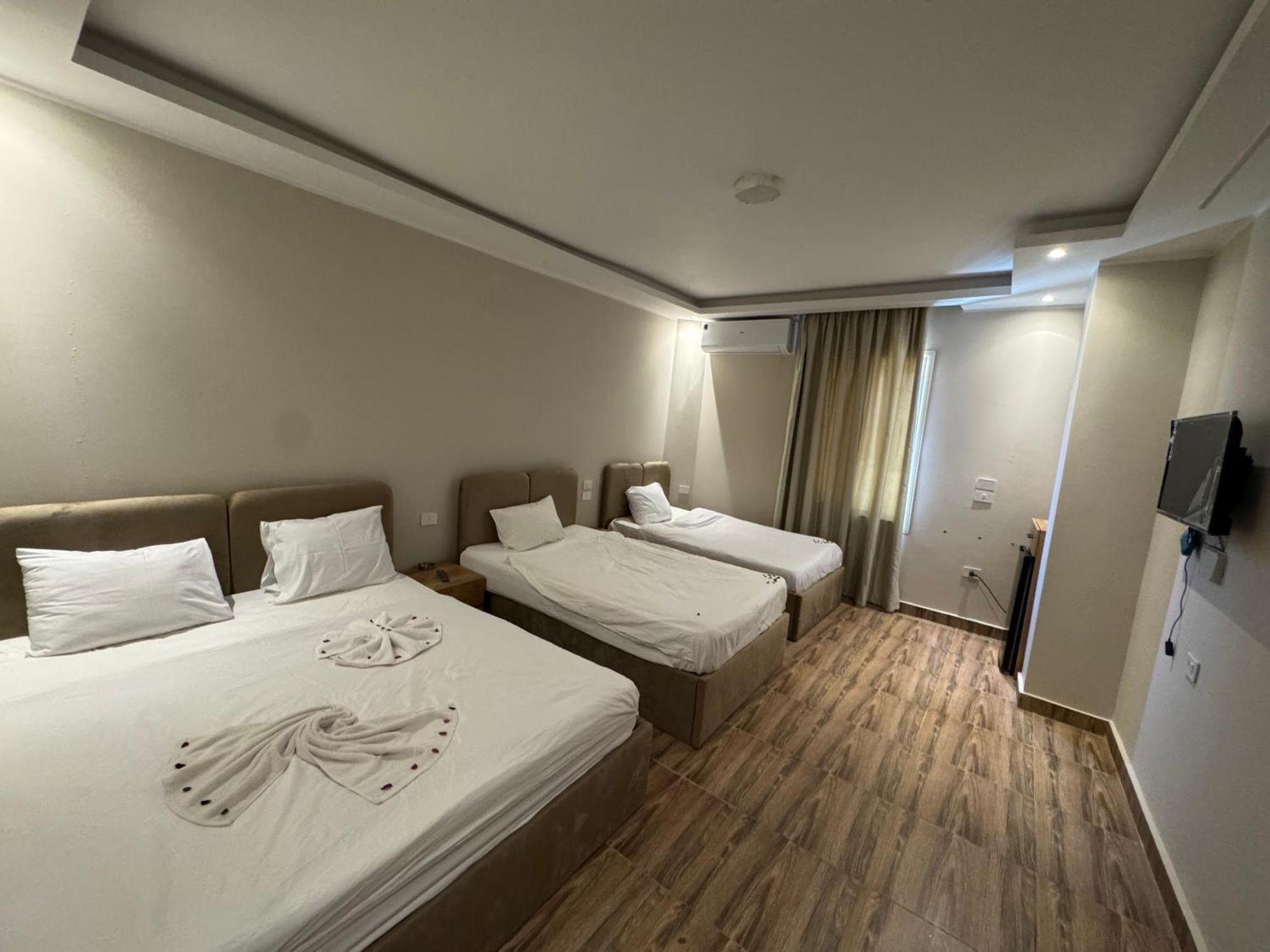 Hotel Queen Of Pyramids 4*