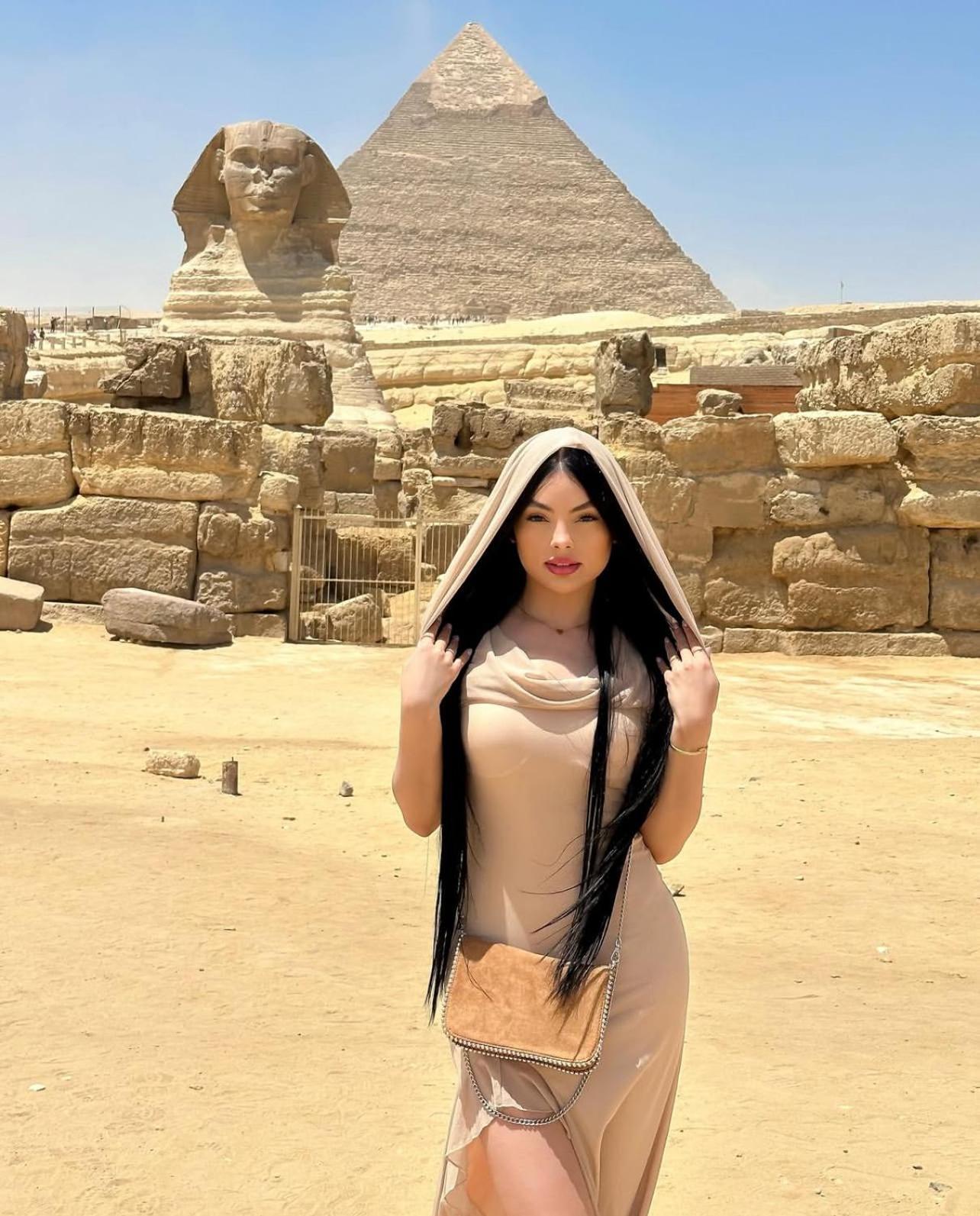 Sphinx And Pyramids
