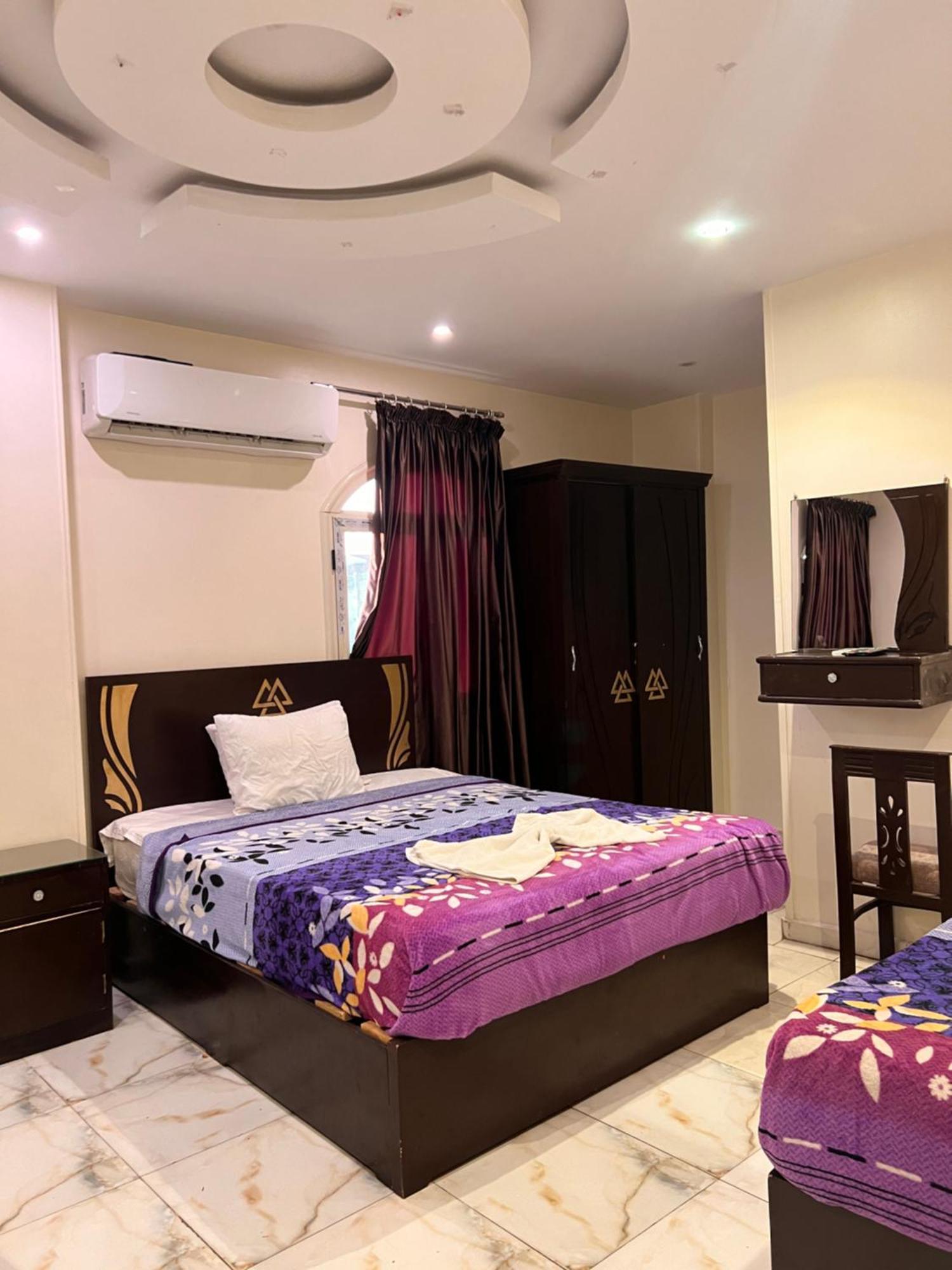 Hotel Sphinx And Pyramids Cairo