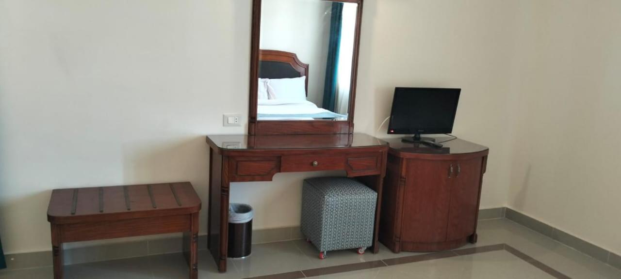 Resort Coral Hills &