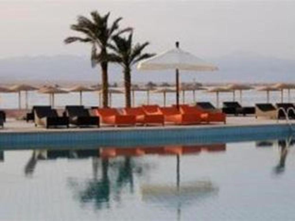 Tiran Hotel