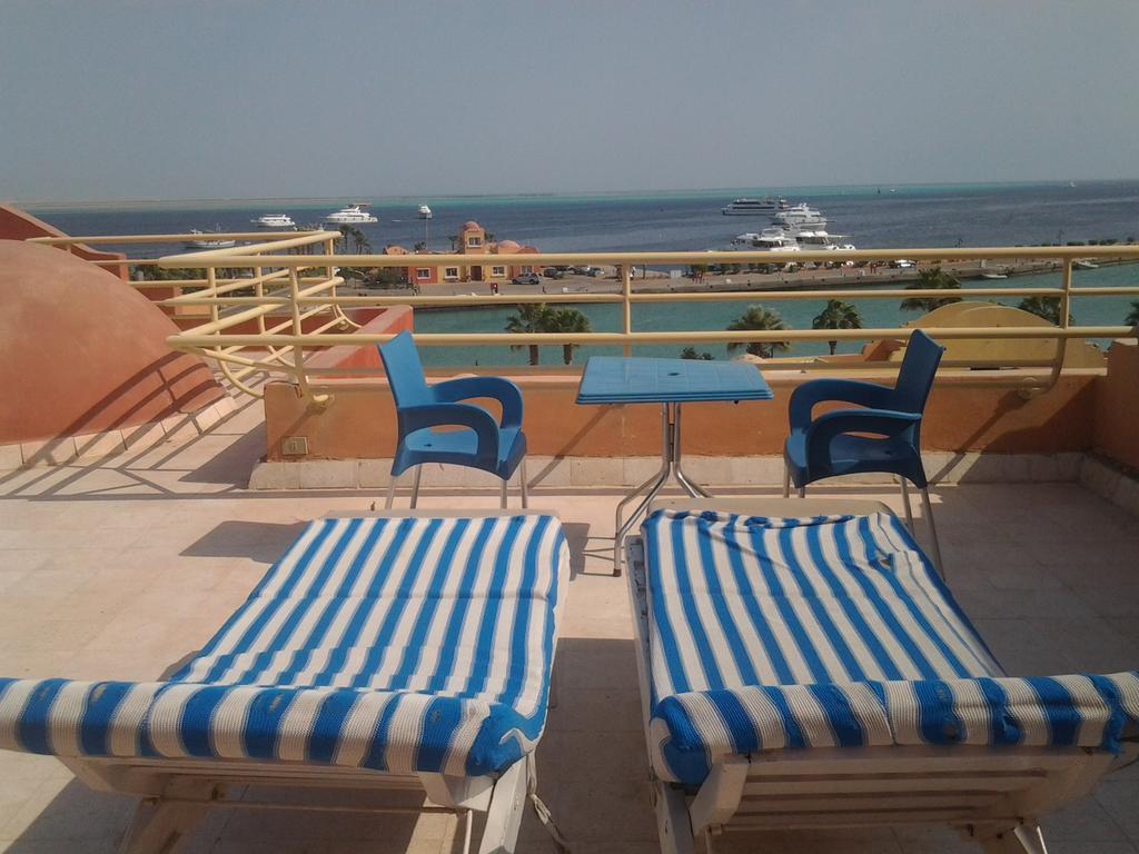 Aparthotel Marina President 2*