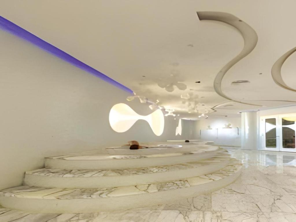 Tiran 5*
