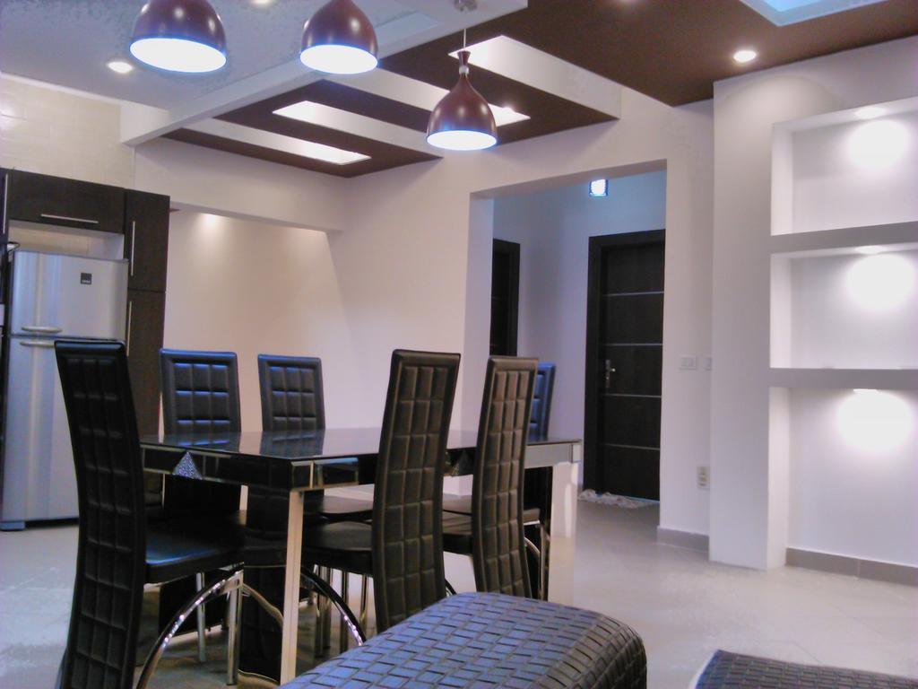 Three-bedroom At Louly Apartment *