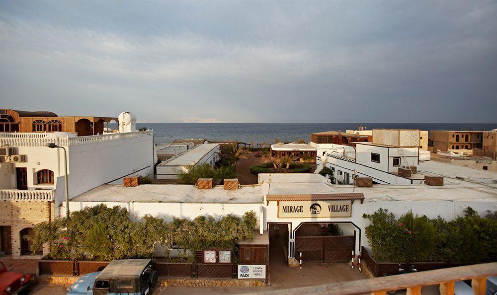 Mirage Village Hostel Dahab