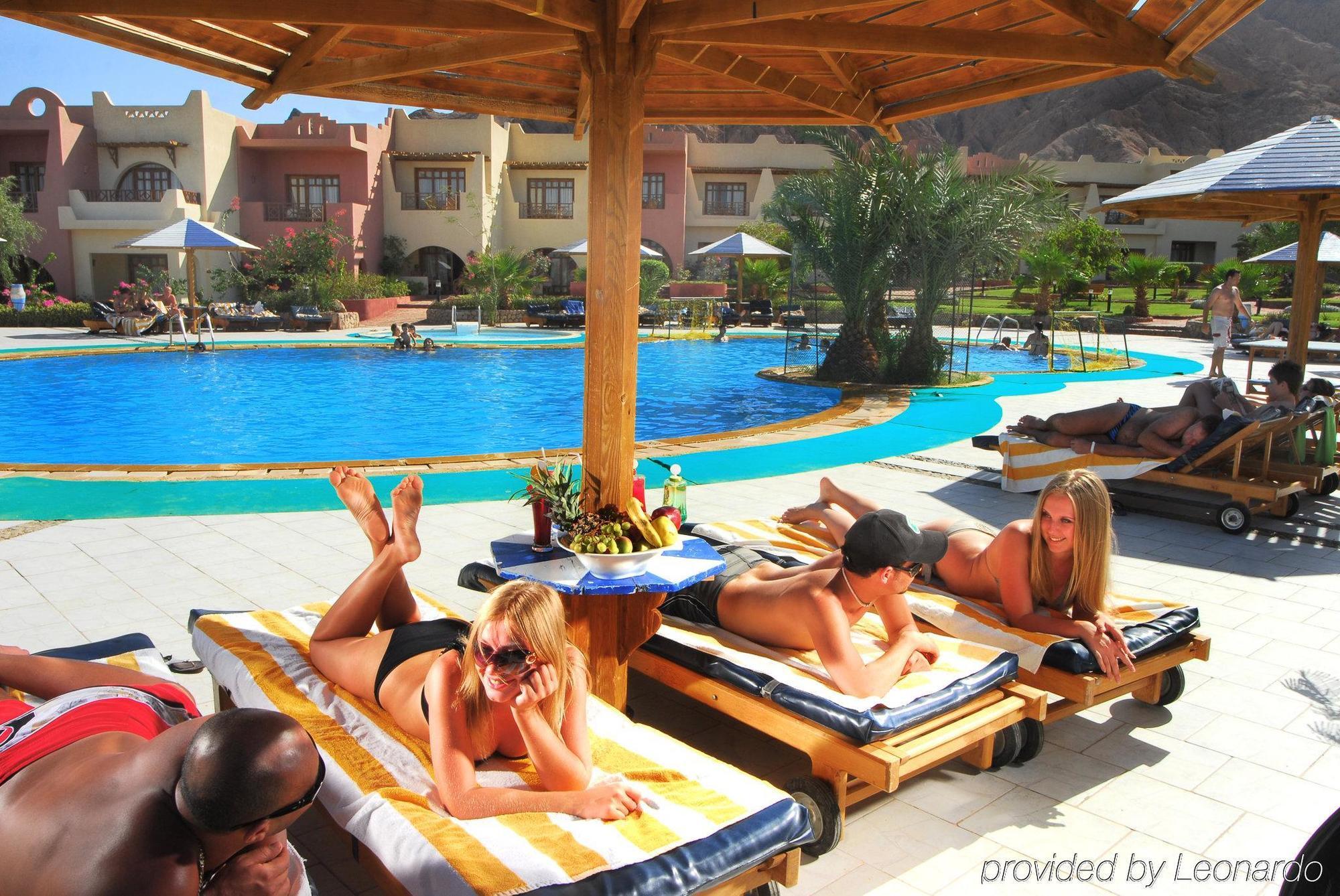 Tropitel Oasis Resort
