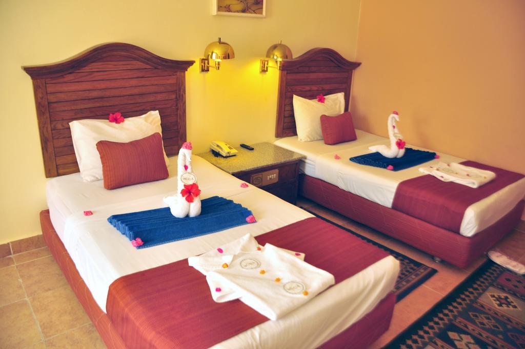 Aladdin Resort 4*