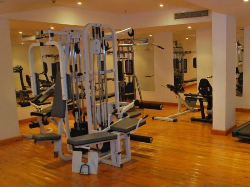 Hotel Royal Plaza 4*
