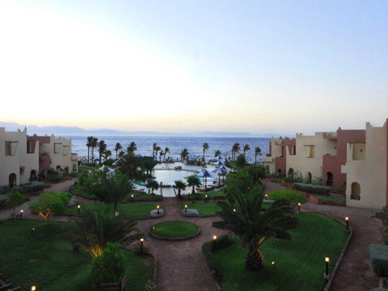 Resort Tropitel Oasis