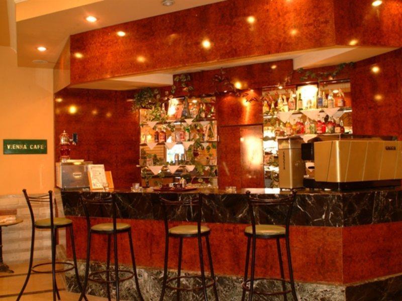 Hotel Desert 2*