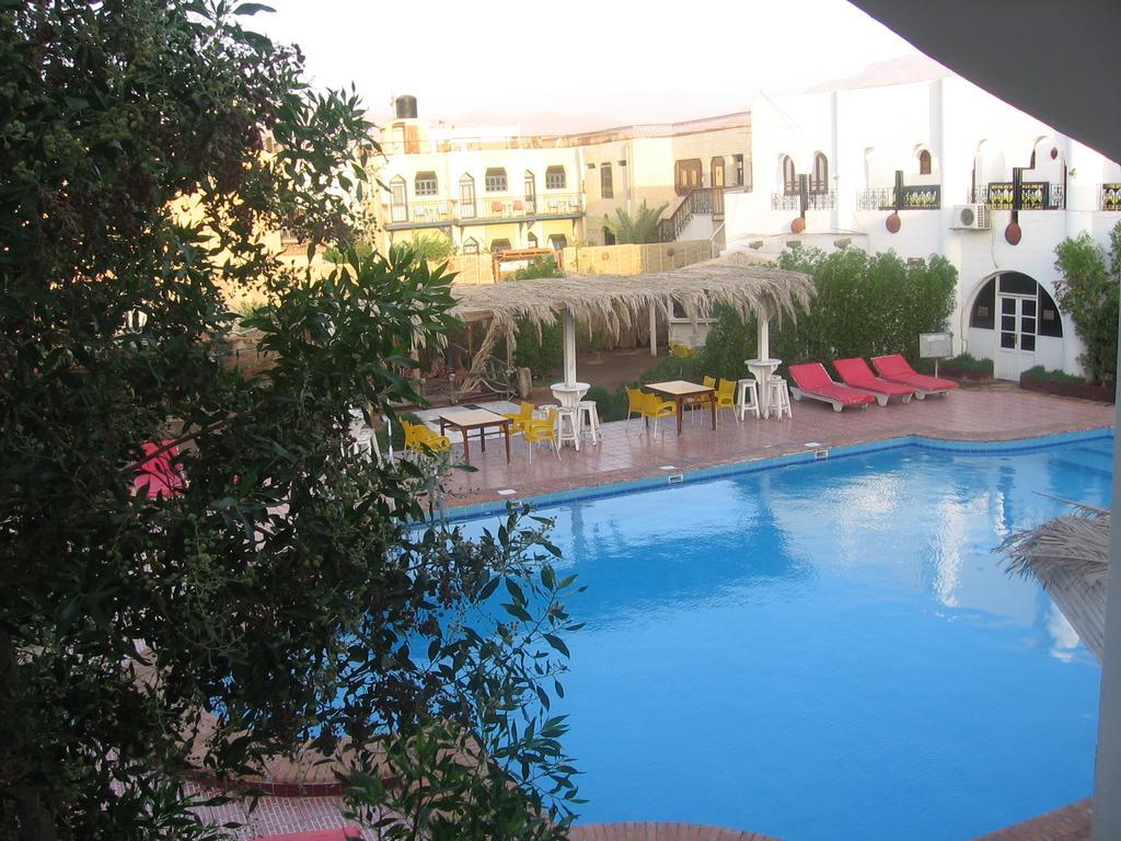 Yassmina 3*