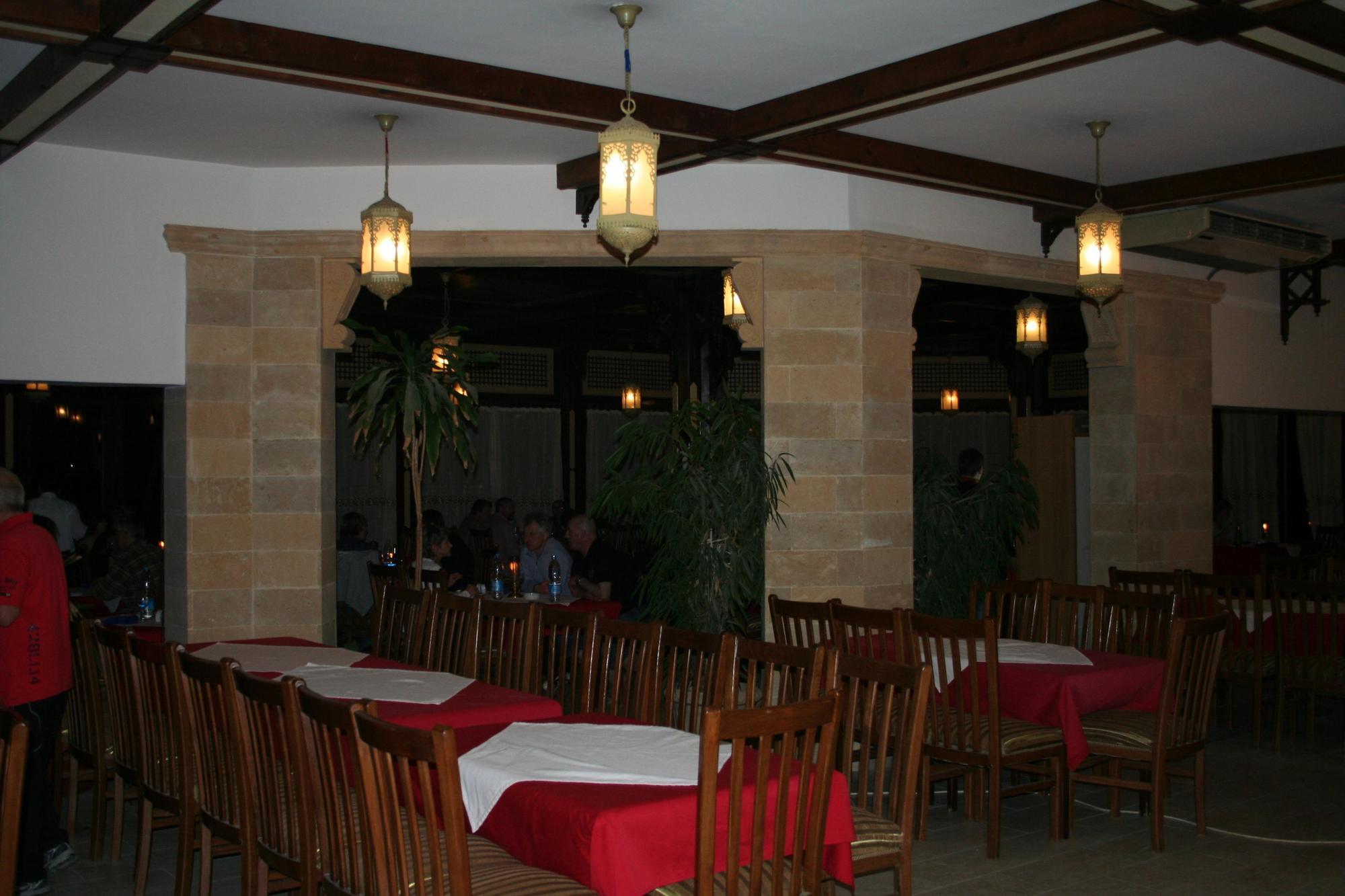 Resort Mangrove Bay 3*