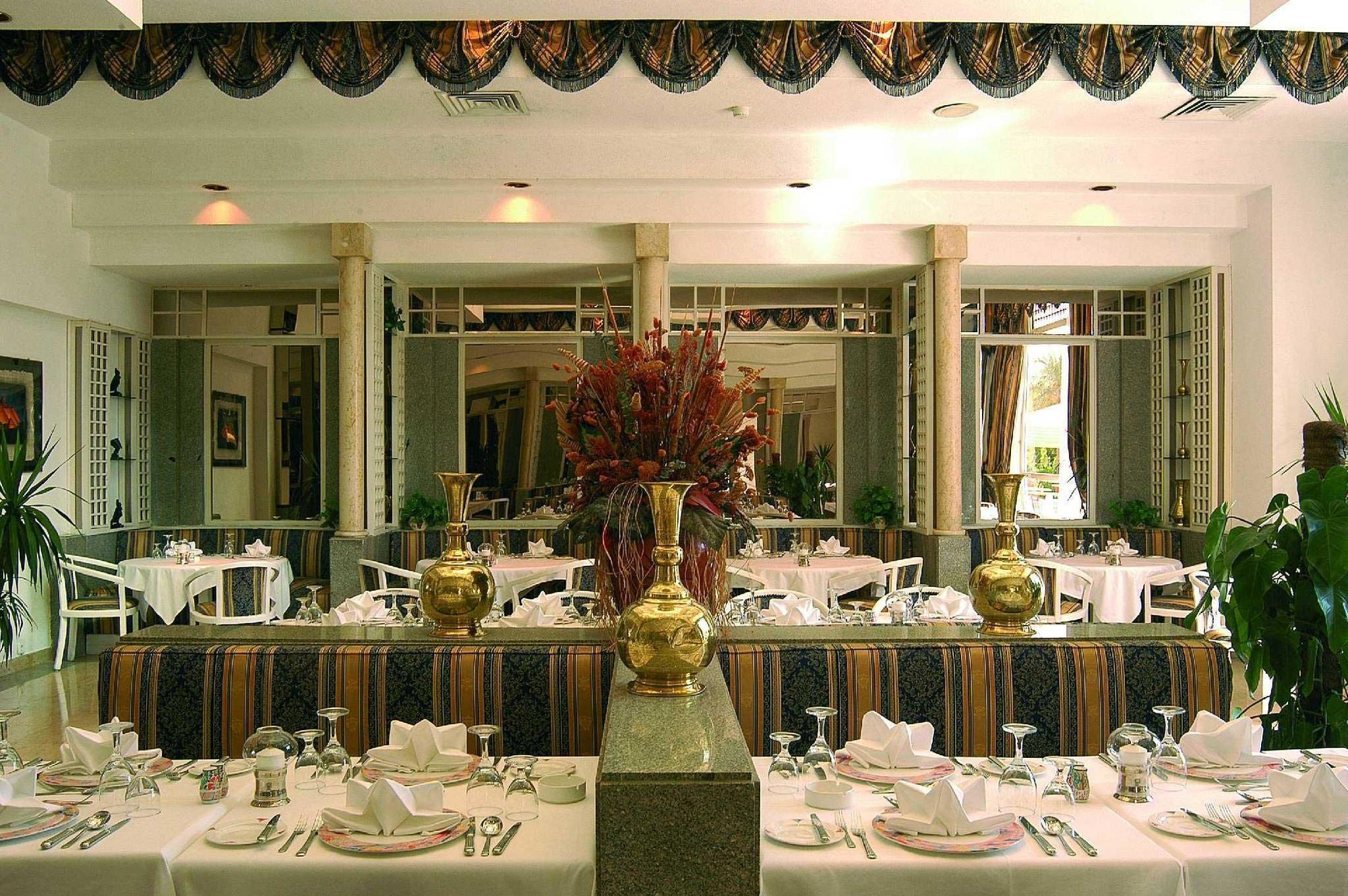 Resort Maritim Jolie & Casino 5*