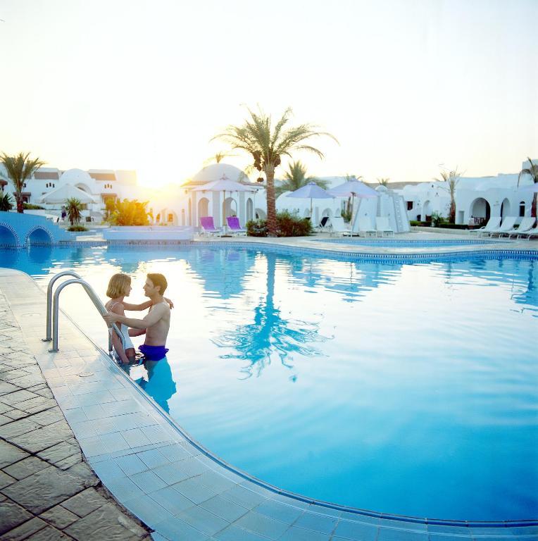 Resort Royal Holiday Beach & Casino 5*