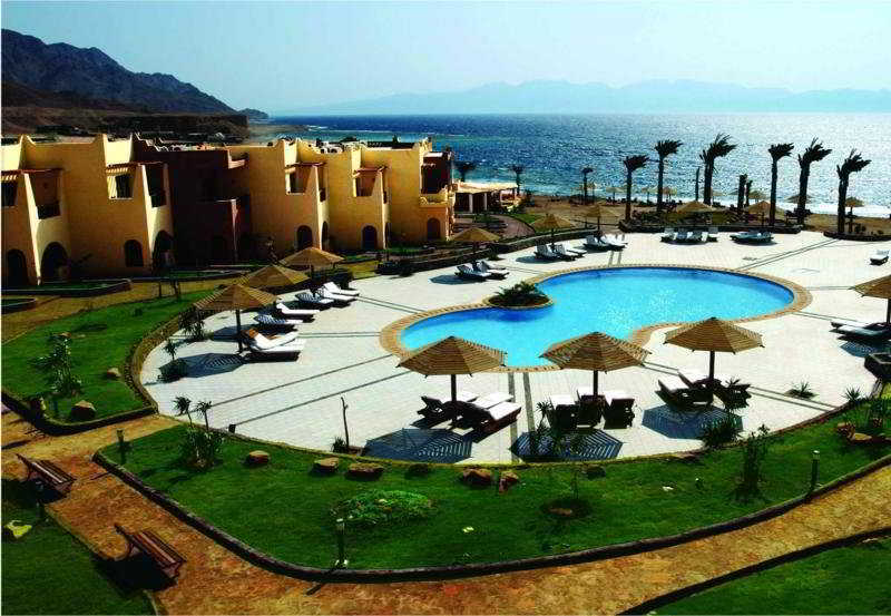 Tropitel Oasis Resort