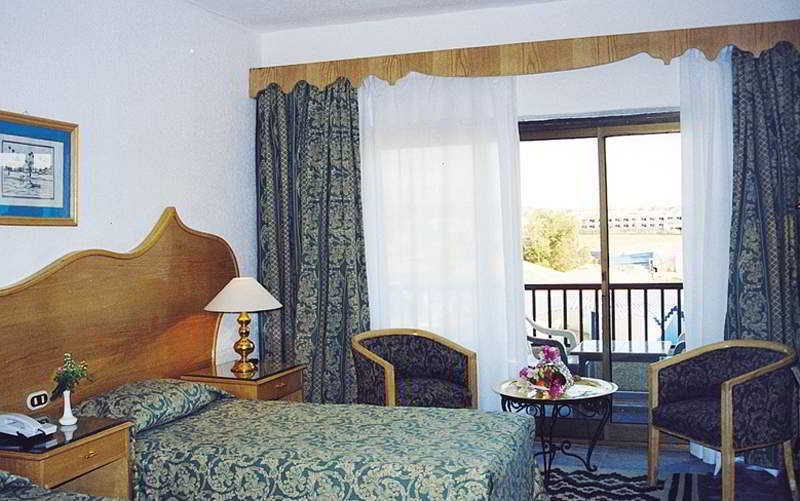 Turquoise 3*