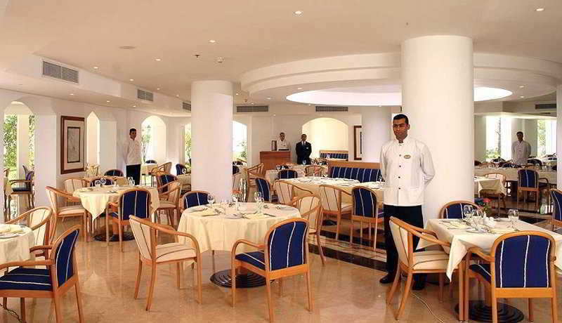 Royal Plaza 4*