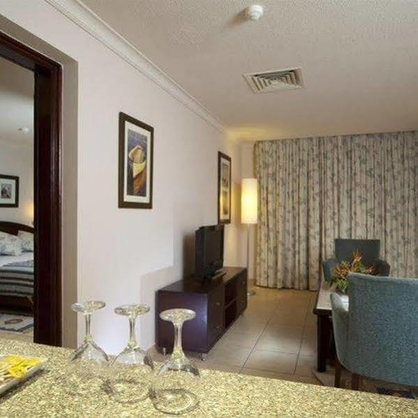 Hotel Coral Beach 4*