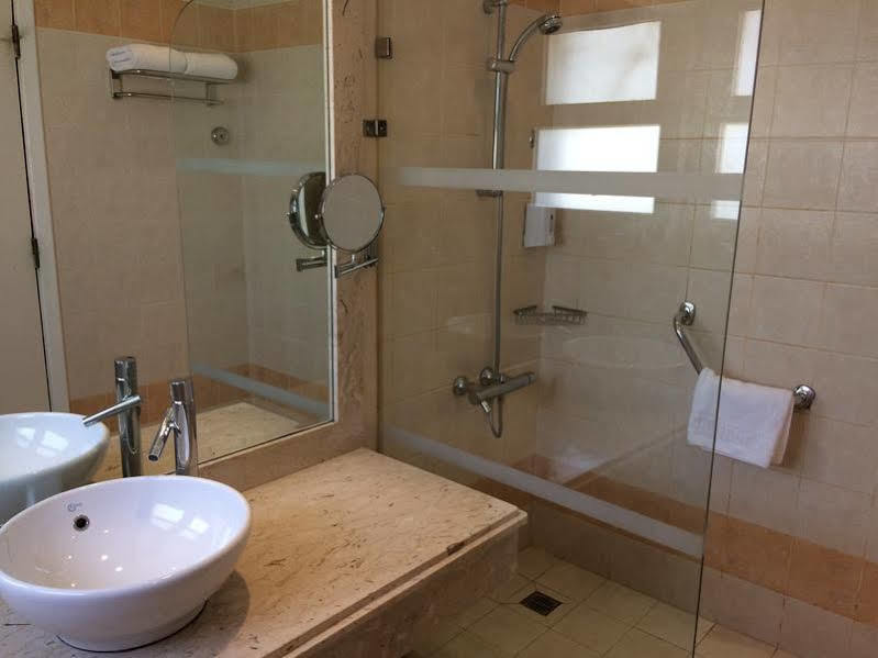 Hotel Coral Beach 4*