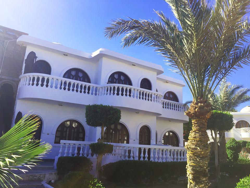Hotel Christina Beach Palace