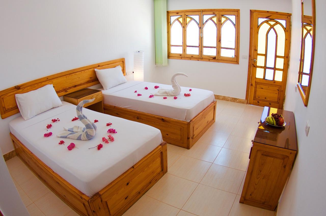 Orca Village Resort 2*