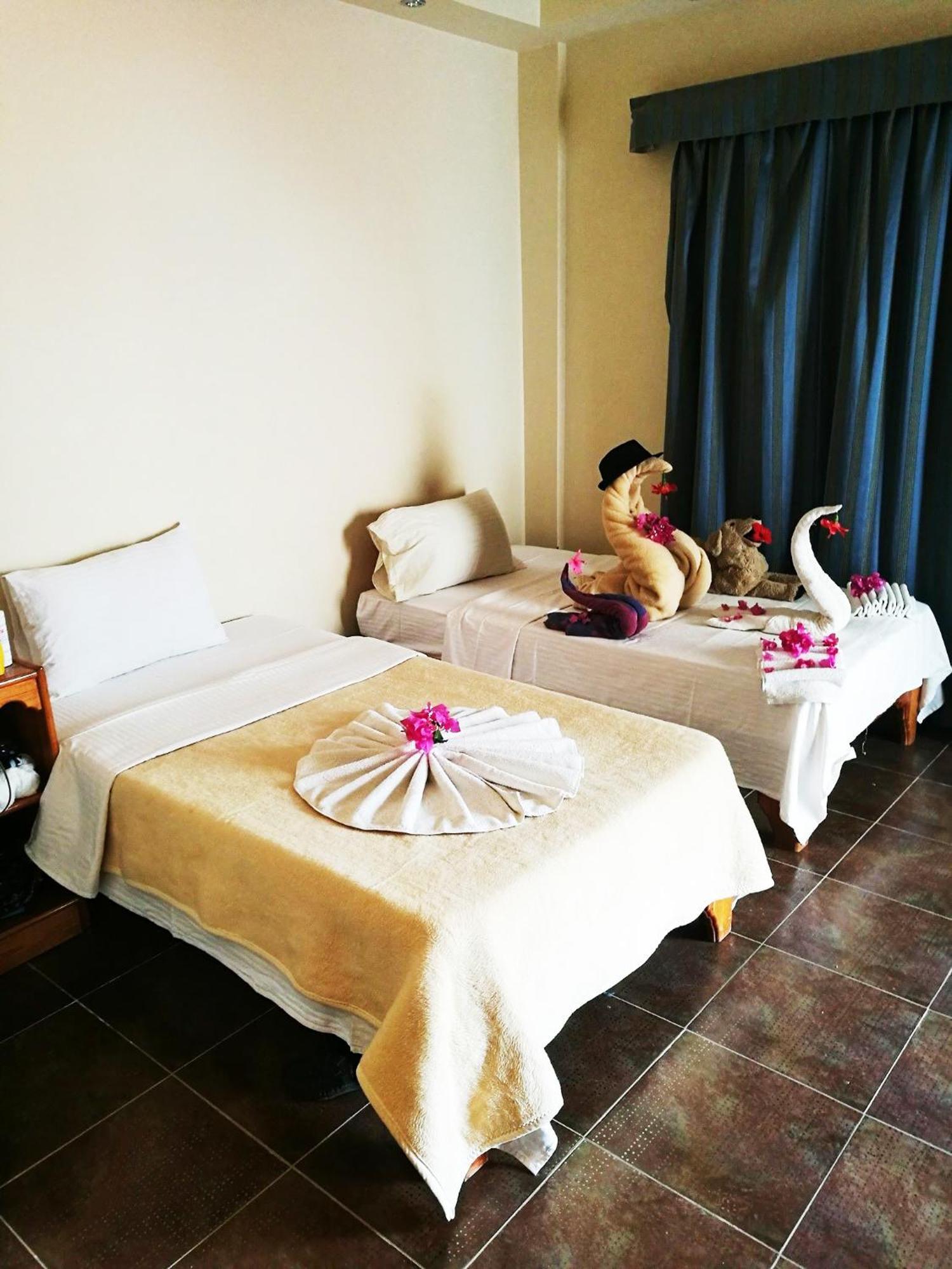 Hotel Christina Beach Palace Dahab