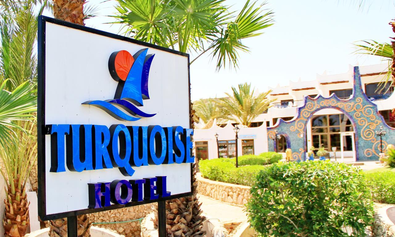 Resort Turquoise