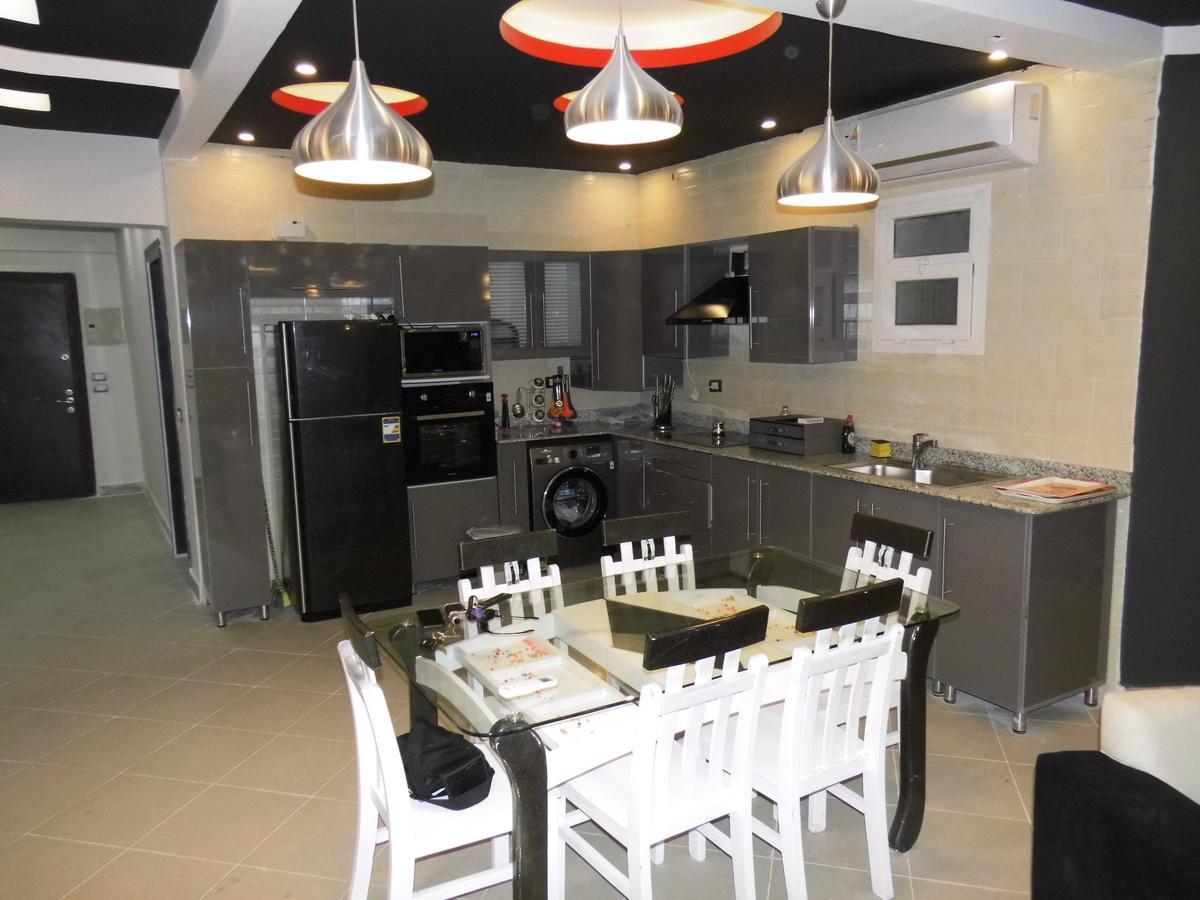 Three-bedroom At Louly * Ain Suchna