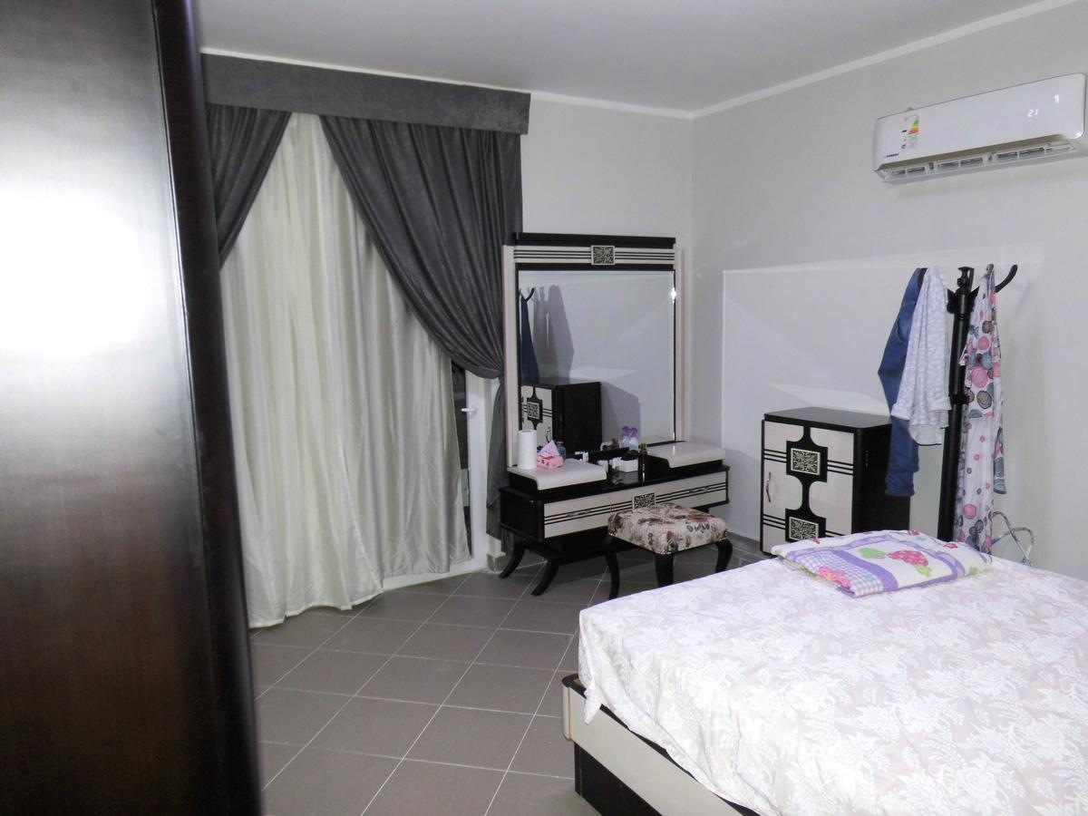 Three-bedroom At Louly * Ain Suchna