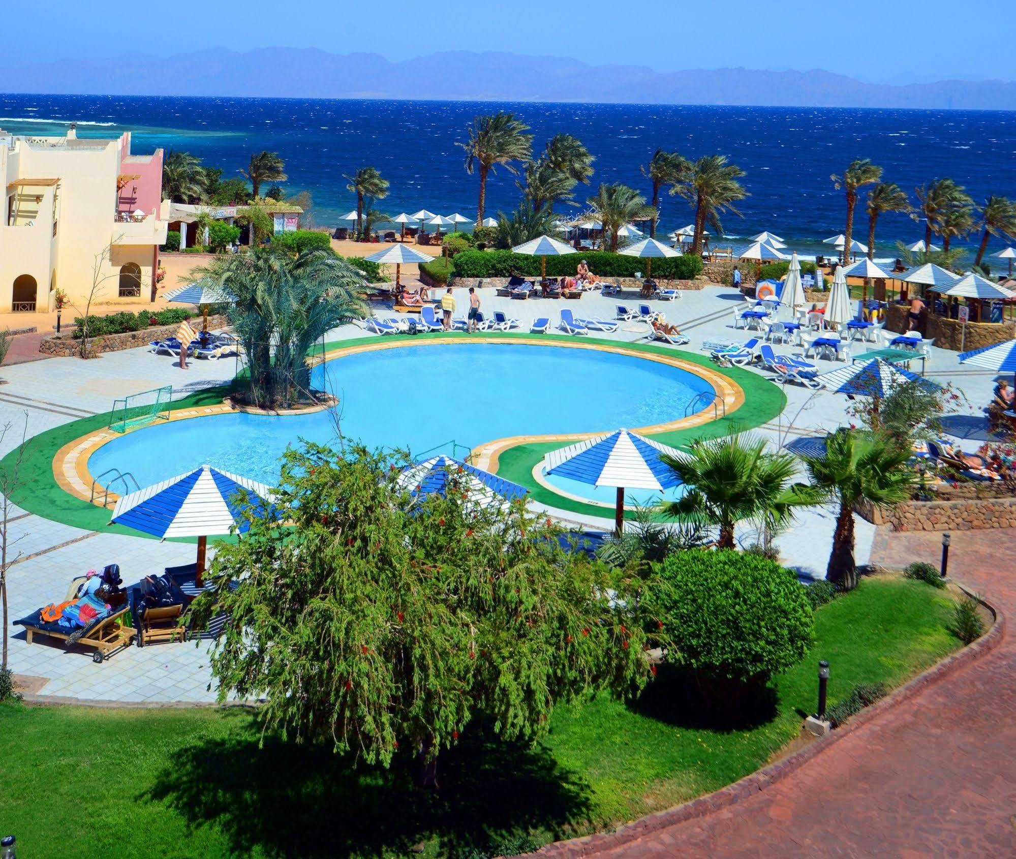 Tropitel Oasis Resort 4*