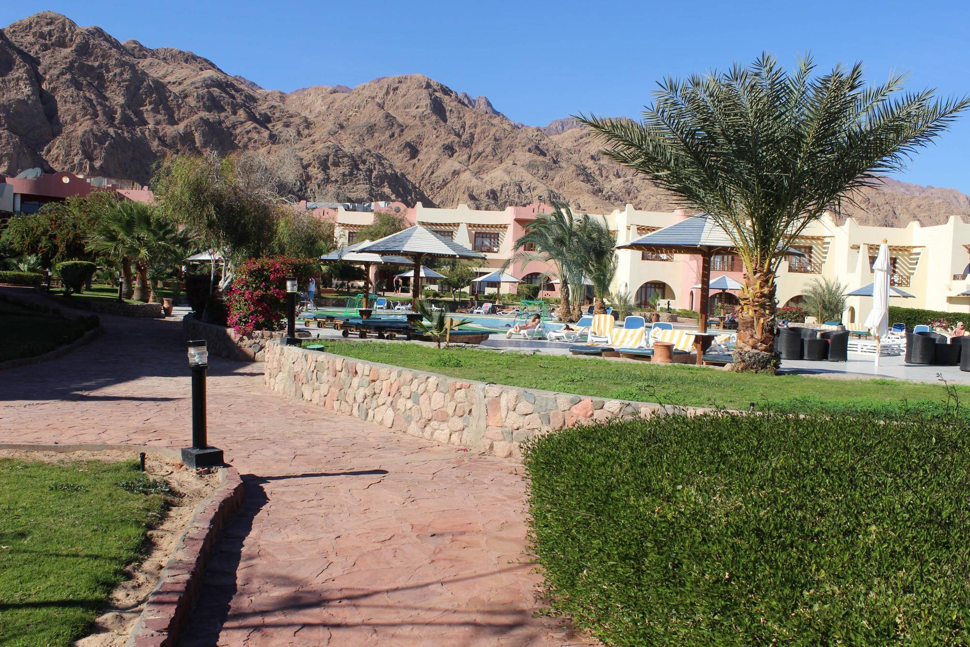 Tropitel Oasis 4*