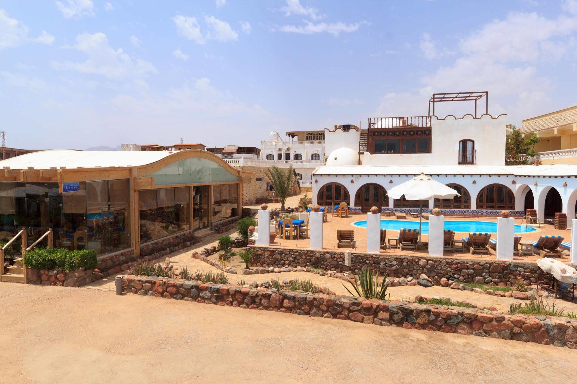 Resort Blue Club *