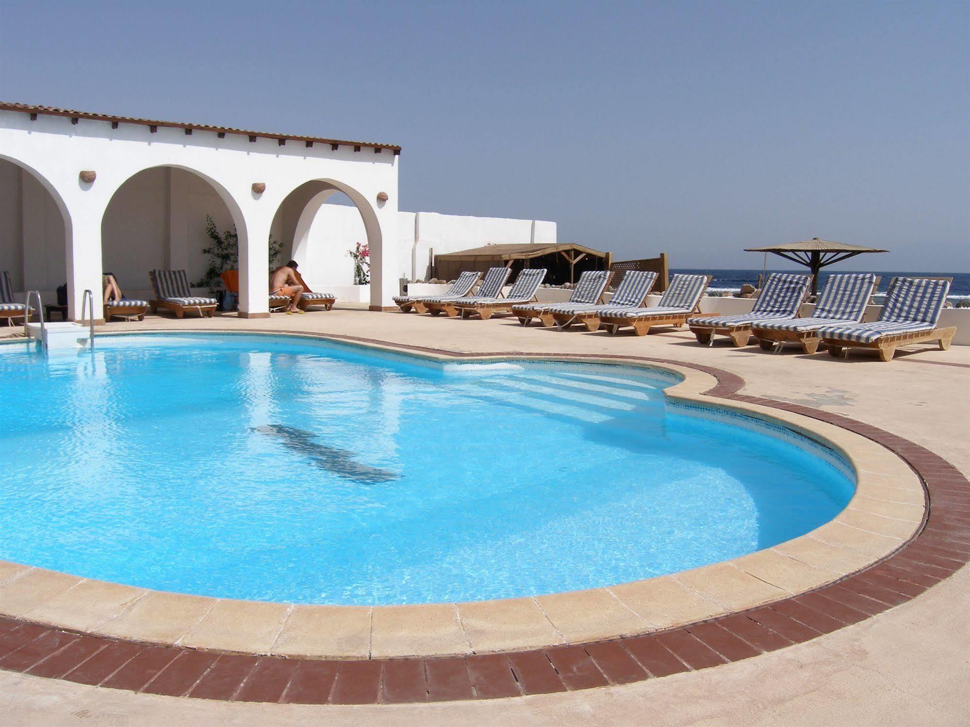 Resort Blue Club *