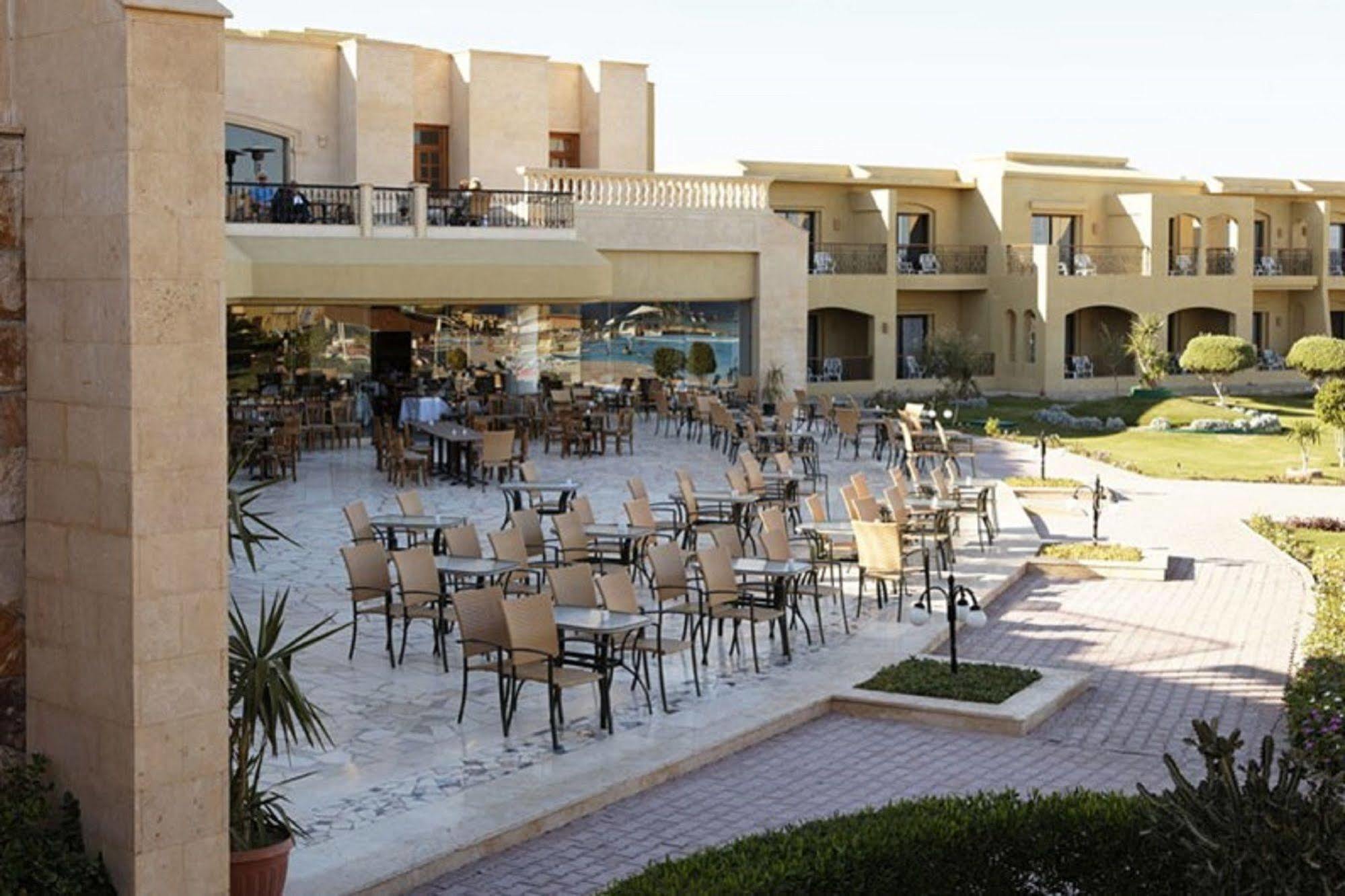 Three Corners Fayrouz Plaza 5*