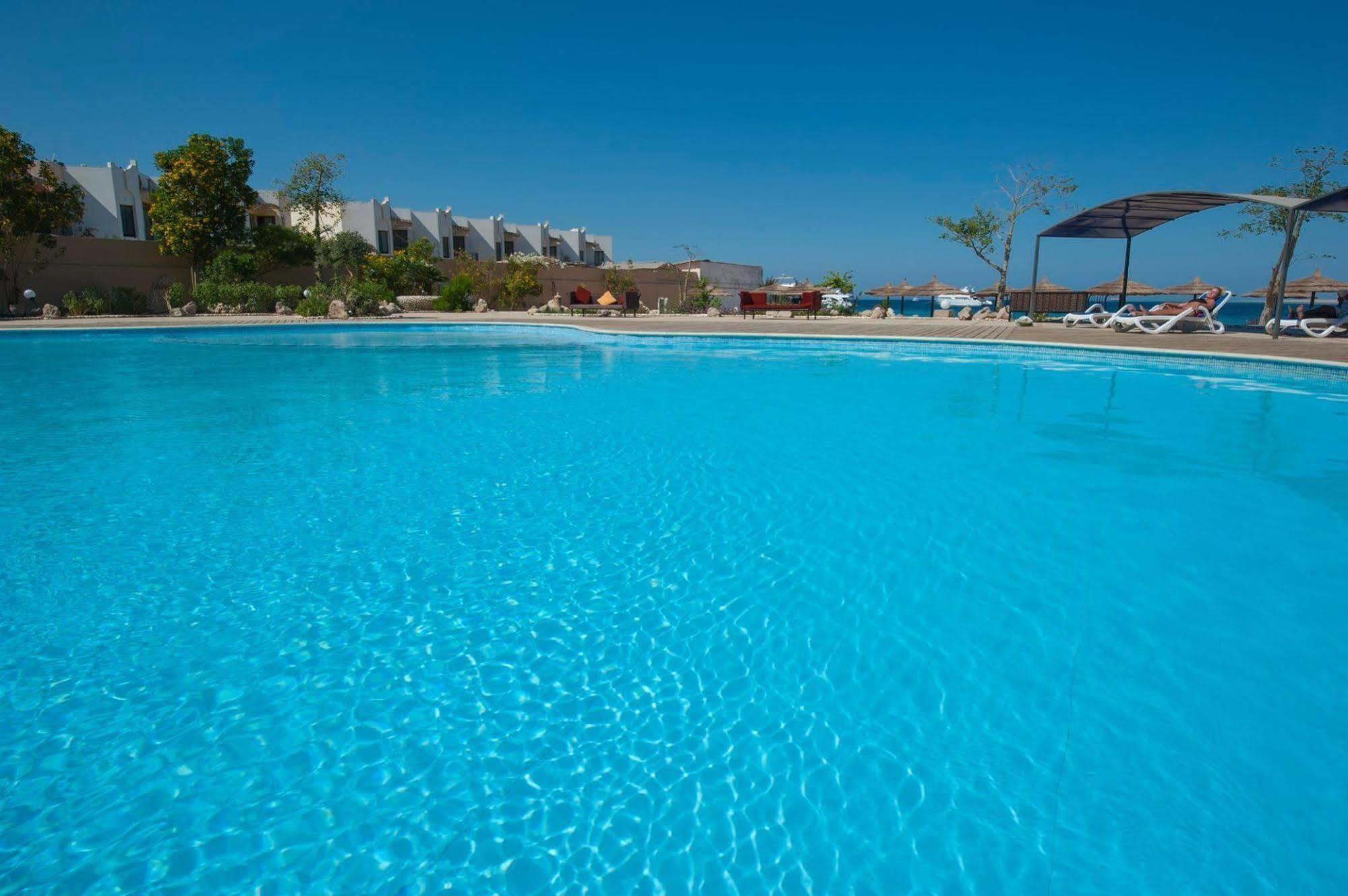 Navy Chalets * Hurgada