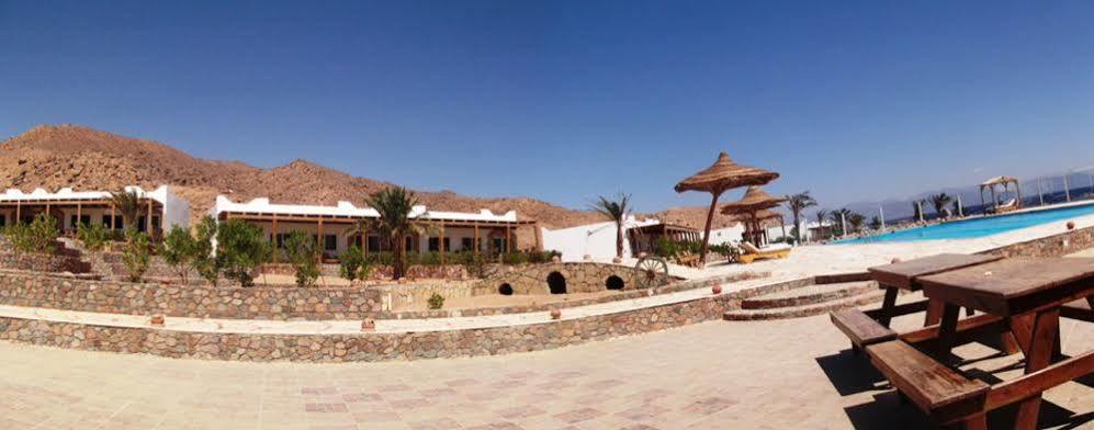 Canyon Estate Kite & Dive Hotel 2*