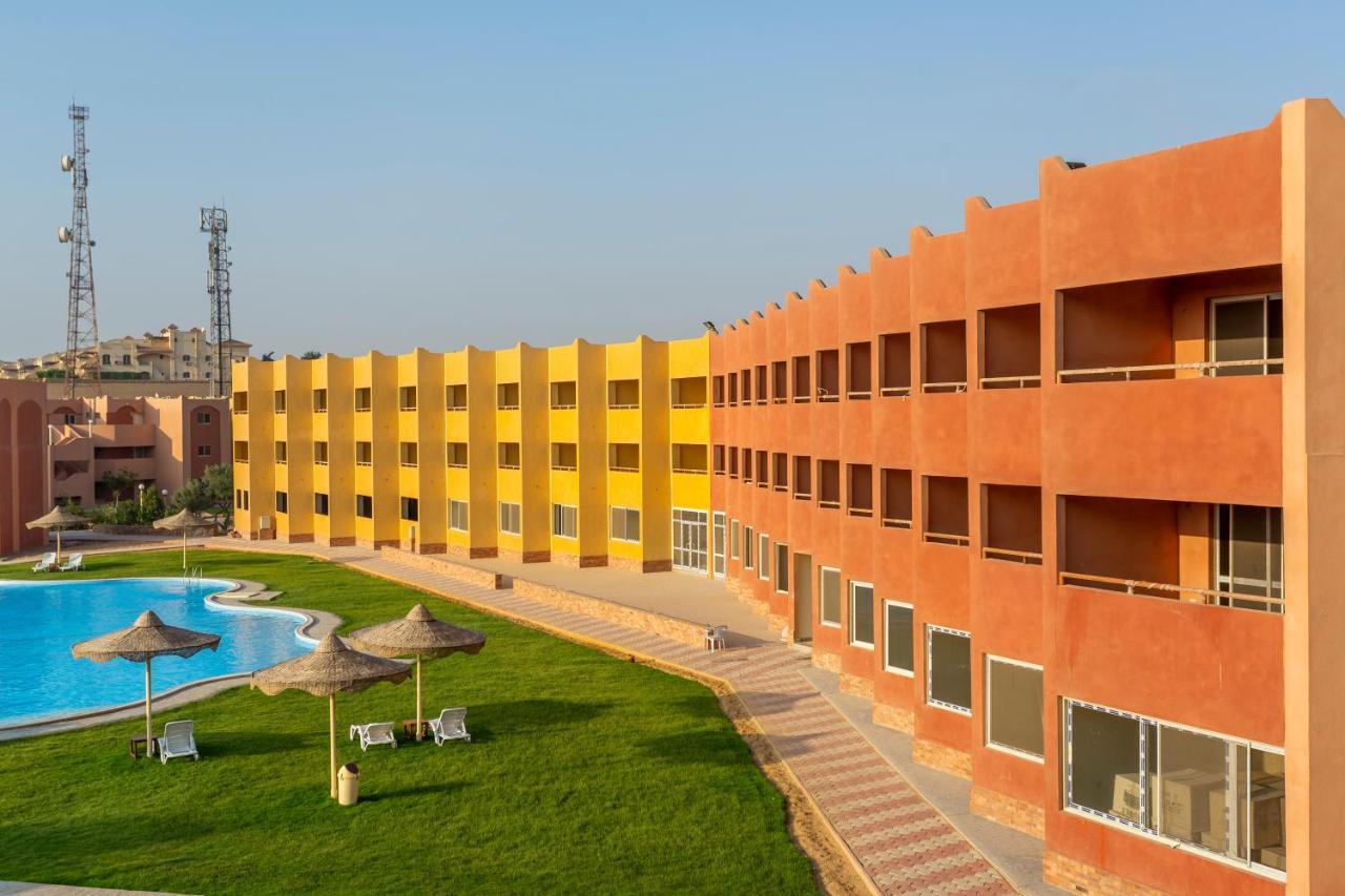 Fanar Resort 3*