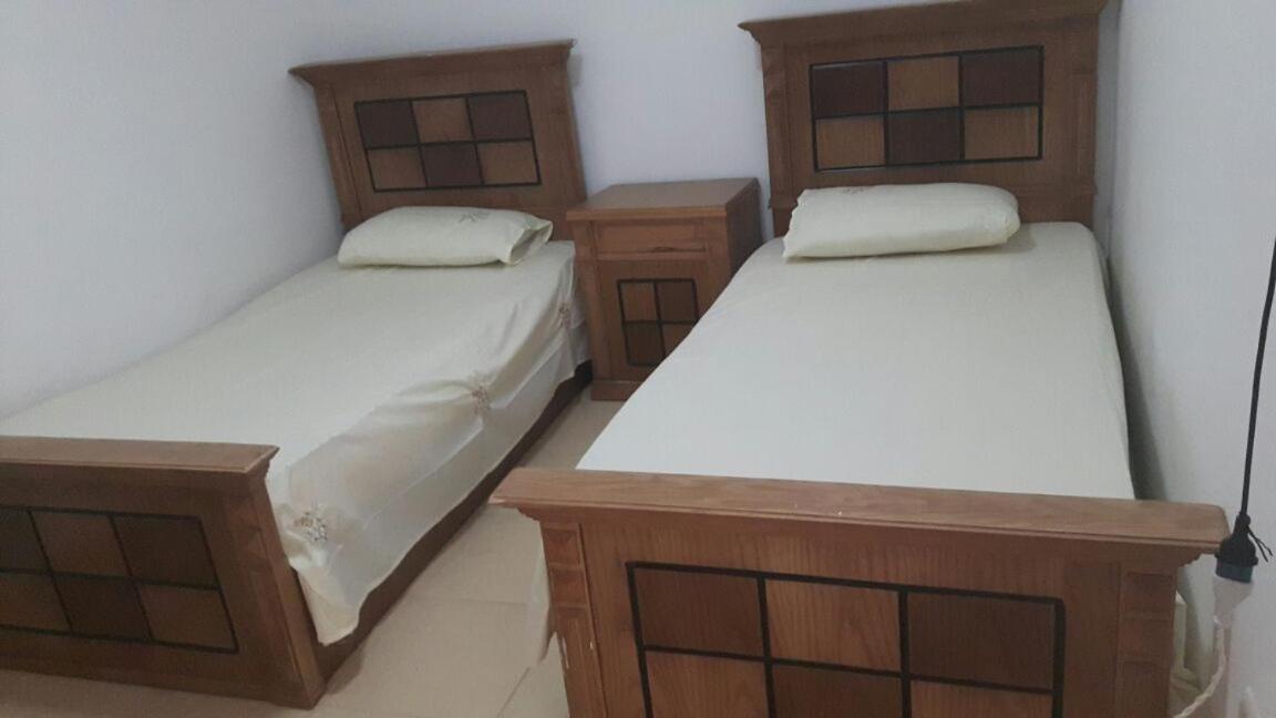 Hotel Yara Queen