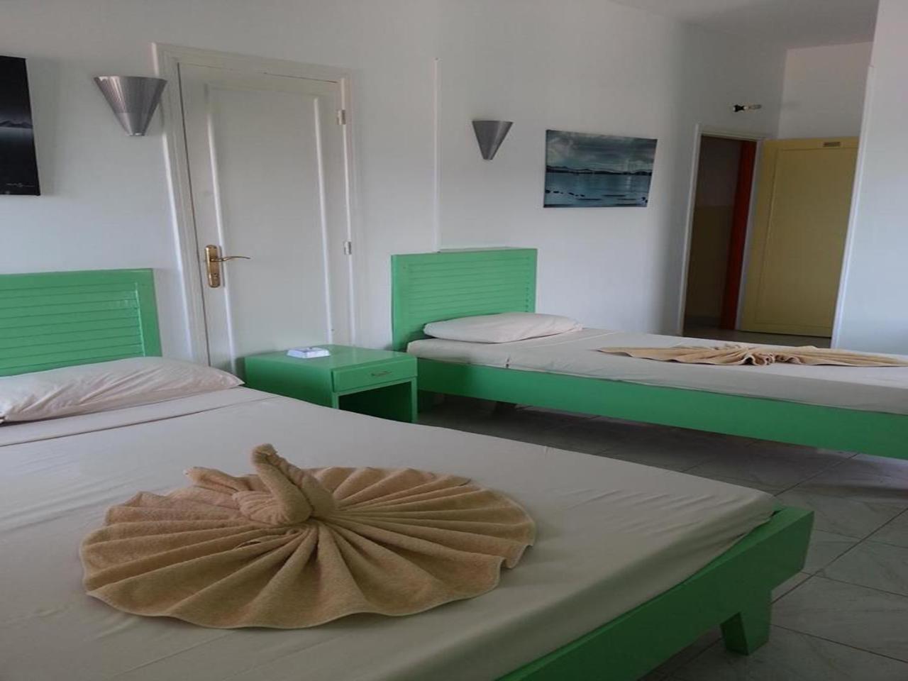 Sea View Hotel 2*