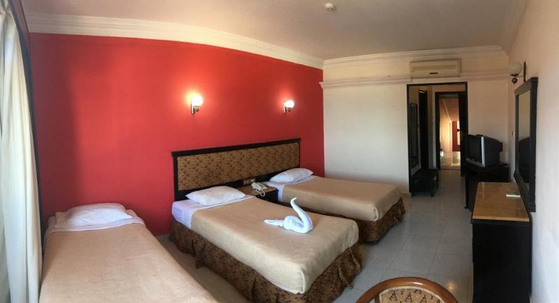 Hotel Davinci Beach Family