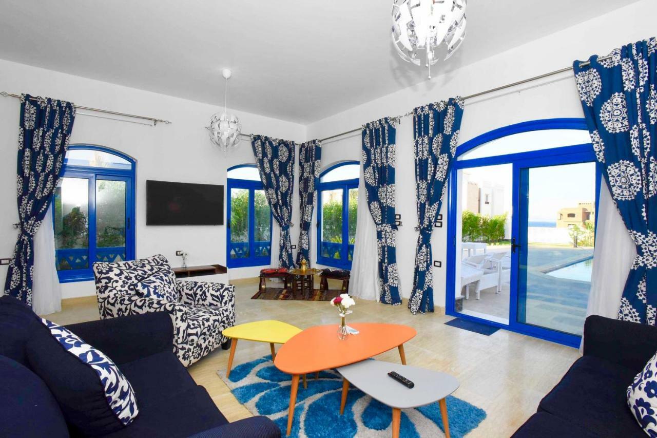 Villa Luxury With Pool In