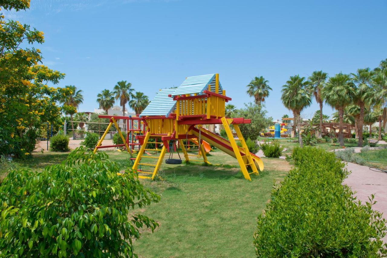 Resort Amphoras Aqua 4*